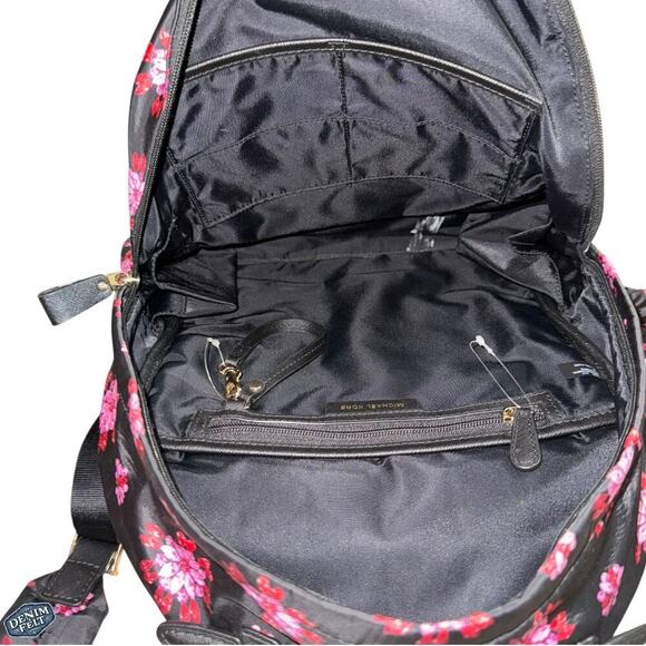 MICHAEL KORS Black Ultra Pink Ruby Jewel Floral Large KELSEY NYLON
BACKPACK - Picture 12 of 16